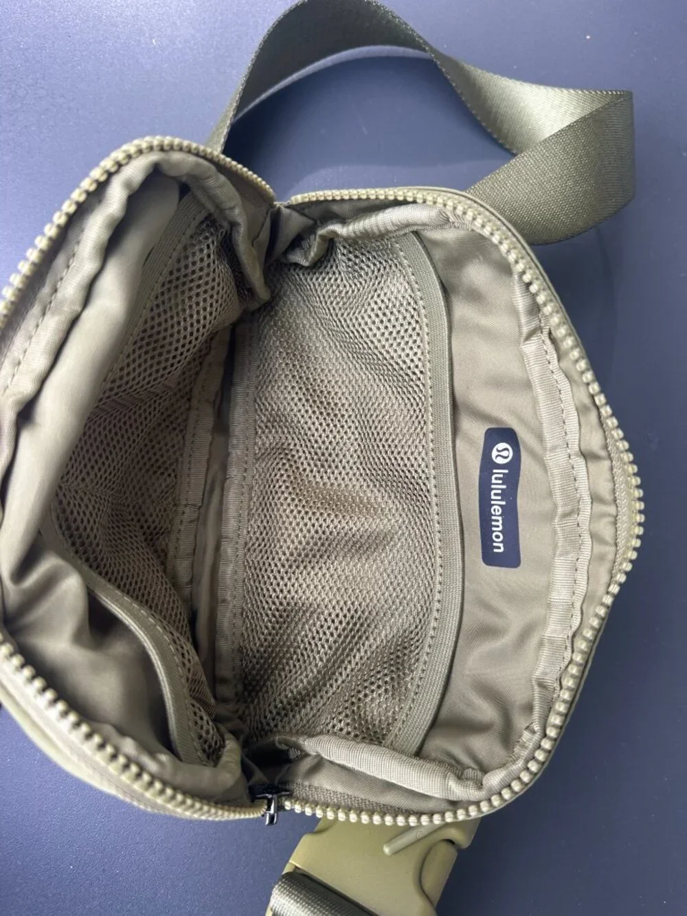 Lululemon Everywhere Belt Bag in Olive Green
